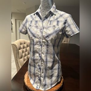Kuhl blue & white shirt sleeve button sleeve XS